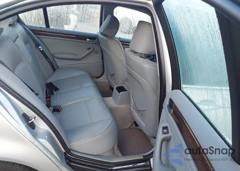 2001 BMW 330I from USA, damaged, VIN WBAAV53431FJ71046